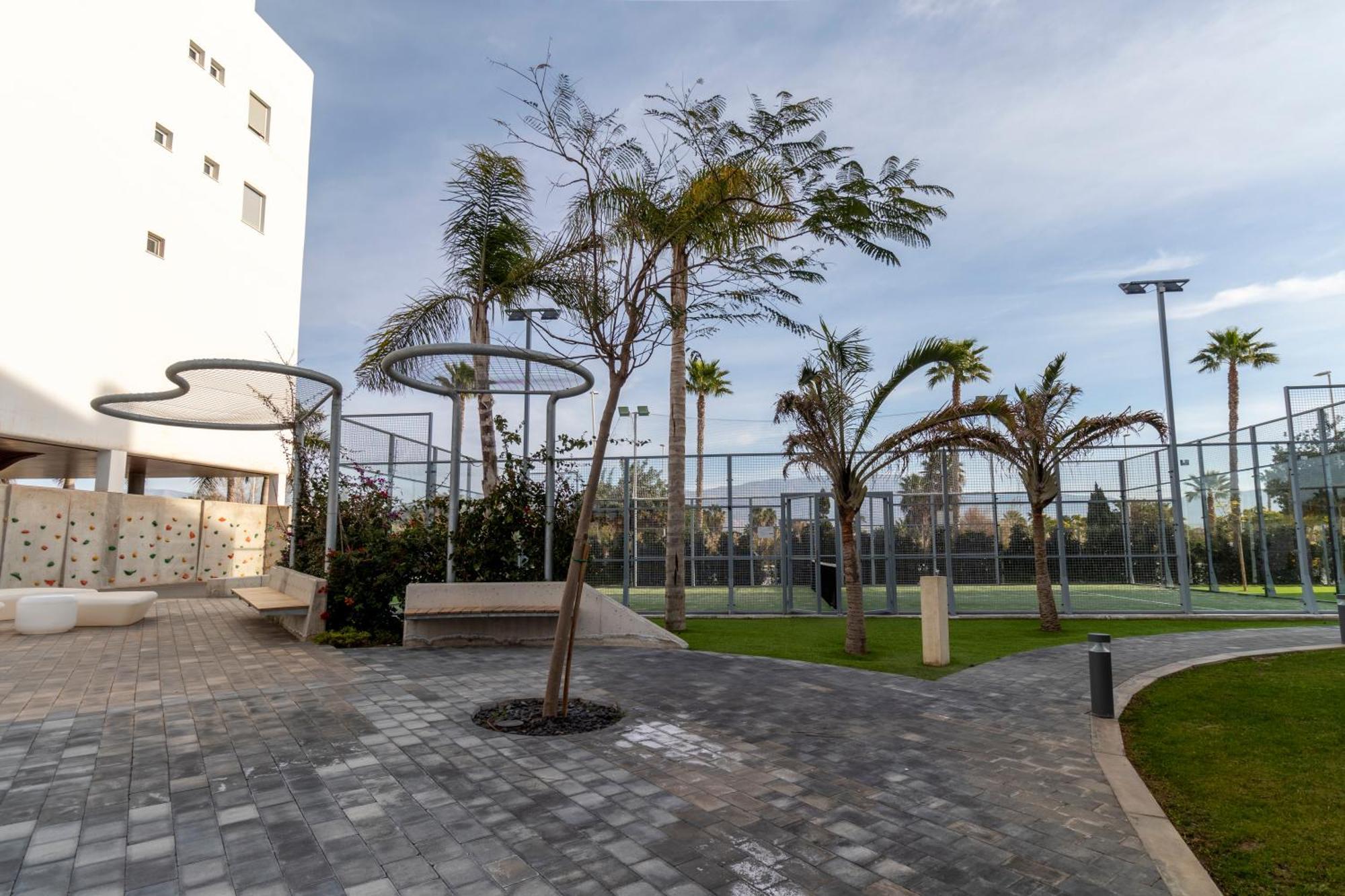 Rentitspain Serena Terraza Con Vista A Golf * Motril